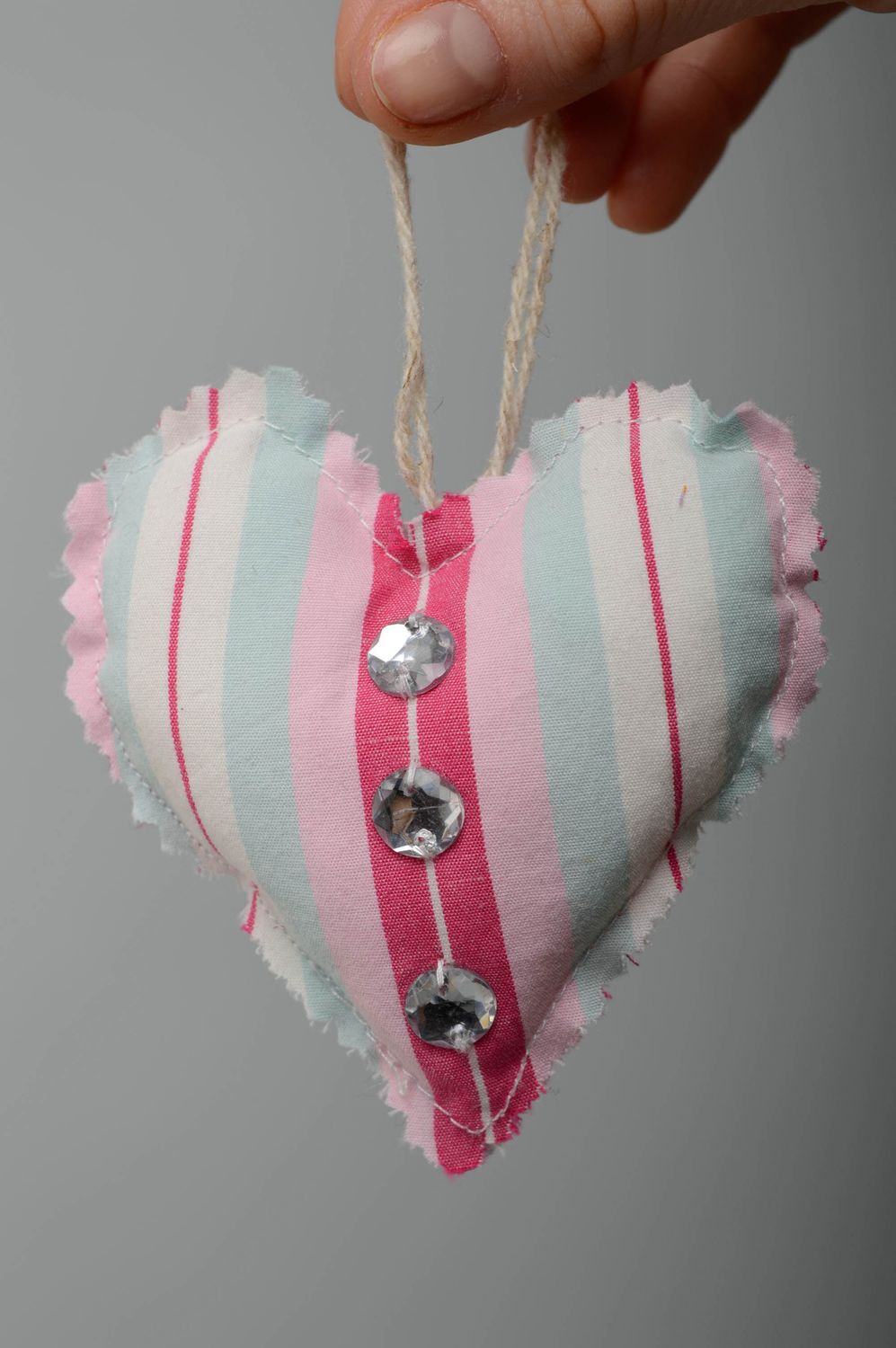 Suspension décorative Coeur en tissu faite main photo 3