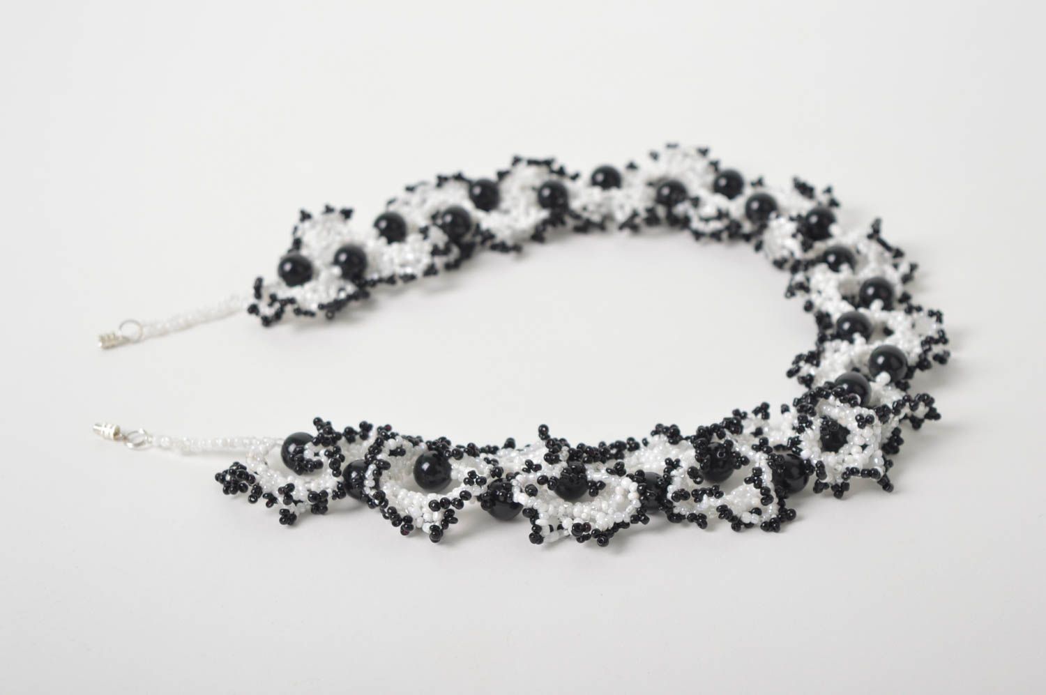 Stylish handmade beaded necklace woven bead necklace artisan jewelry designs photo 4