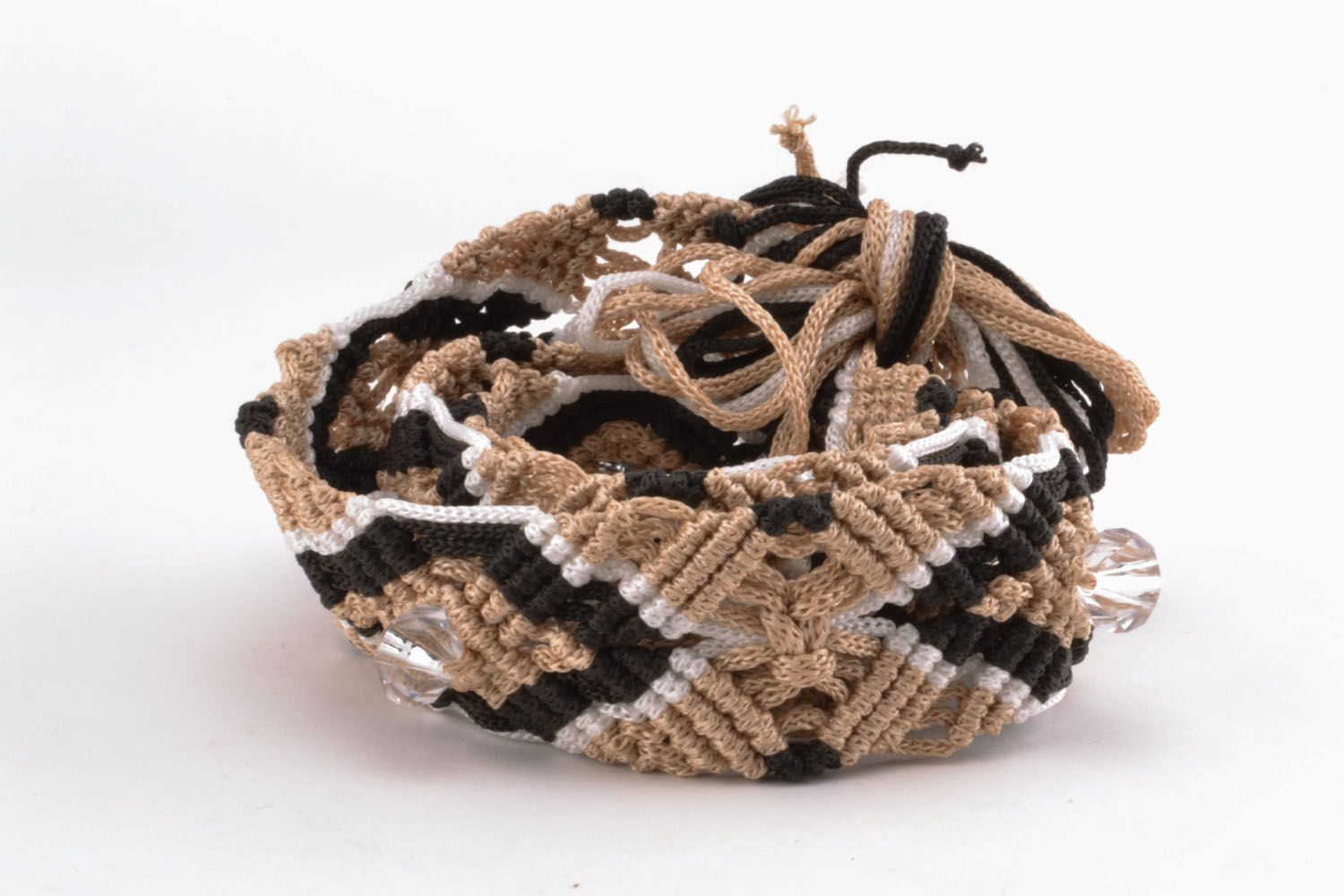 Cintura da donna intrecciata fatta a mano cinghia di fili in colore marrone foto 3
