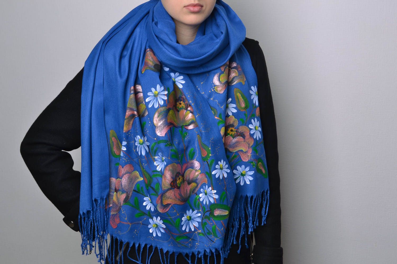 Beautiful blue cashmere scarf with painting photo 1