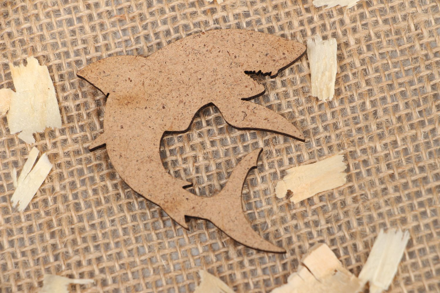 Vorbereitete Materialien handmade aus Furnier Hai foto 4