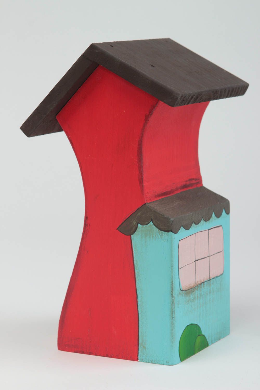 Фигурка из дерева в виде домика для декора интерьера красная яркая ручной работы фото 3