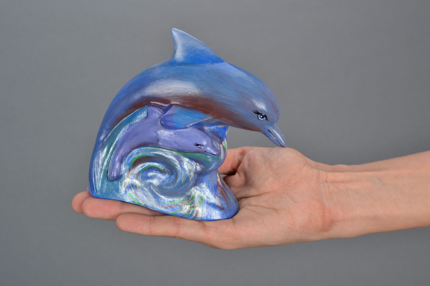 Plaster statuette of dolphin photo 2