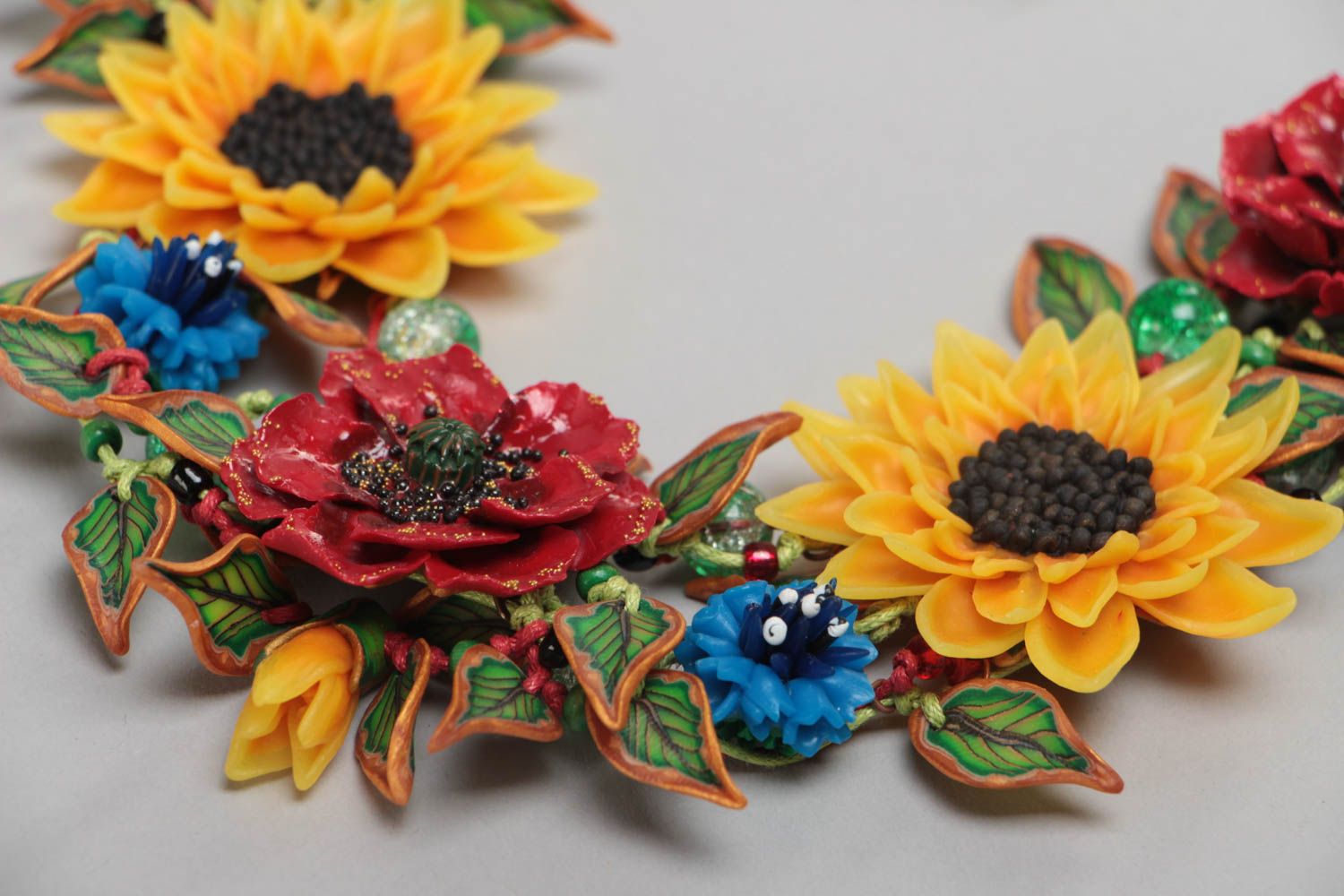 Necklace made of polymer clay with wildflowers poppies and sunflowers hand made photo 3