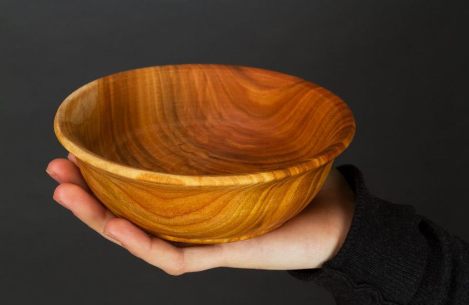 Wooden bowl for food photo 5