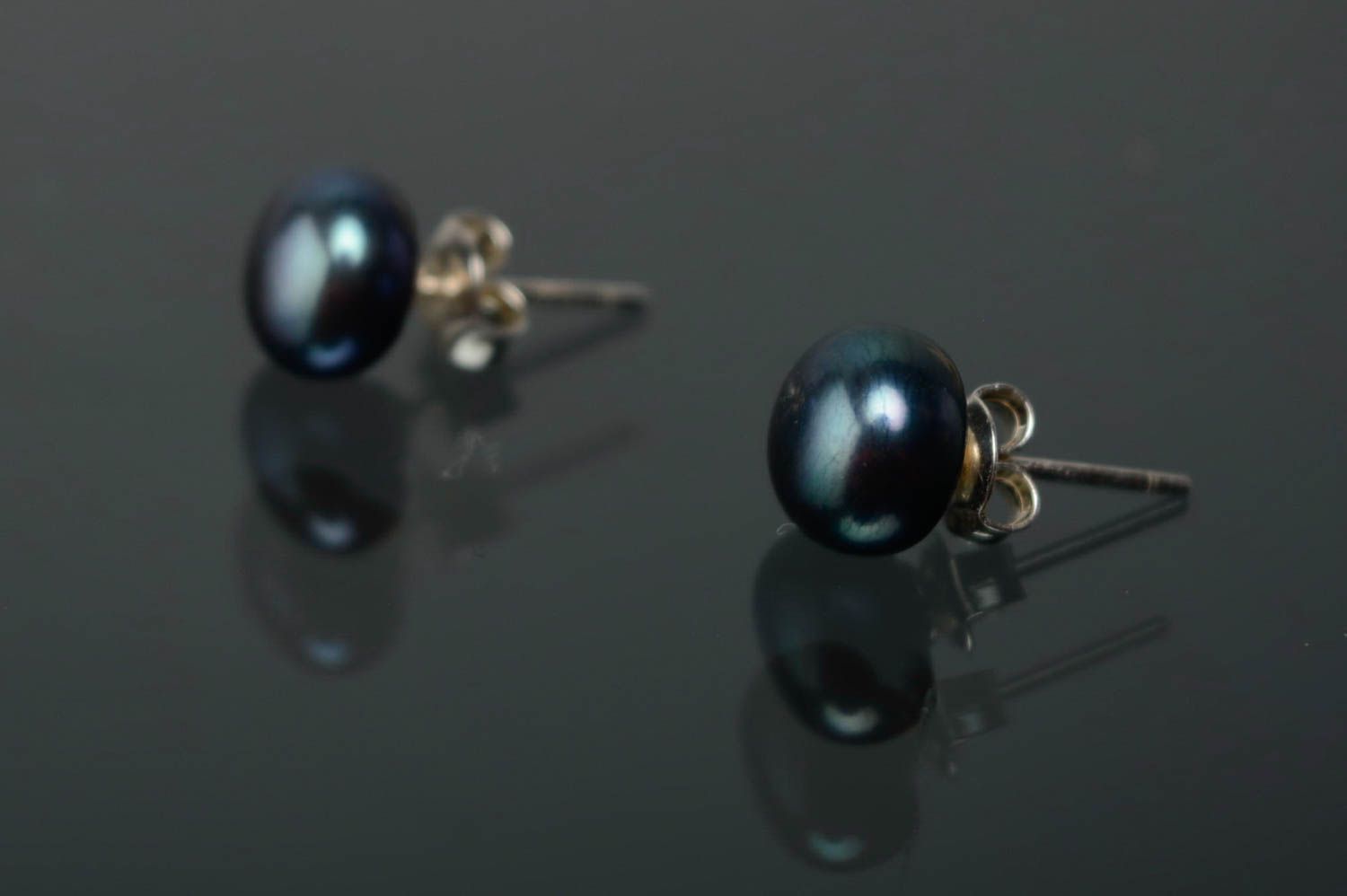 Pearl bead earrings photo 3
