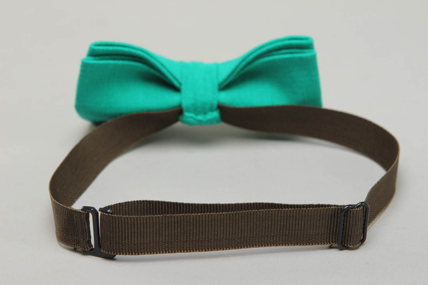 Bow tie of contrast colors photo 3