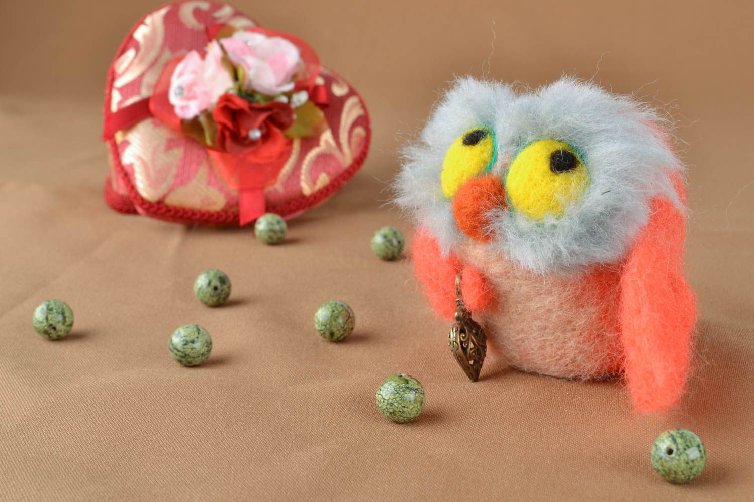 Felted wool toy owl photo 1