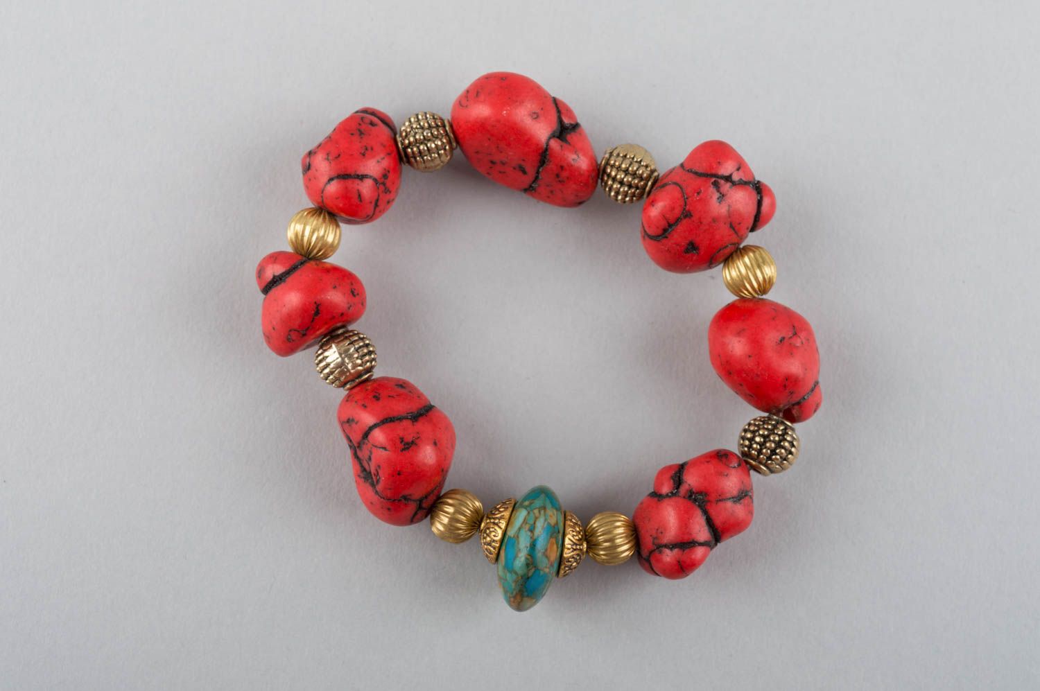 Elegant beautiful red designer handmade bracelet made of coral and brass photo 2