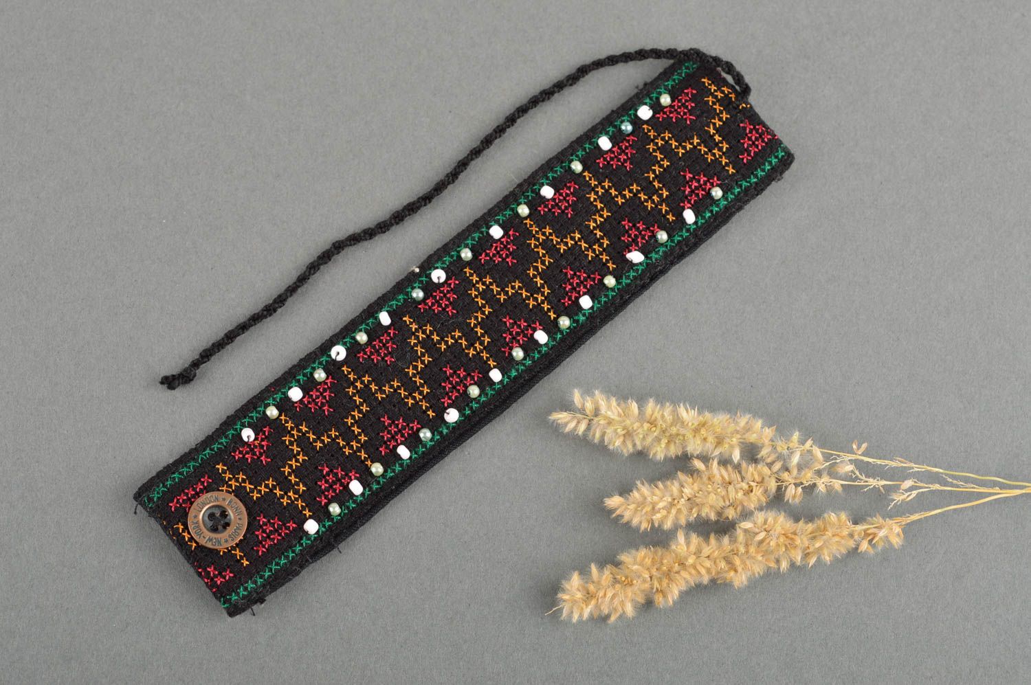 Bracelet textile Bijou fait main avec broderie foncé Accessoire femme ethno photo 1
