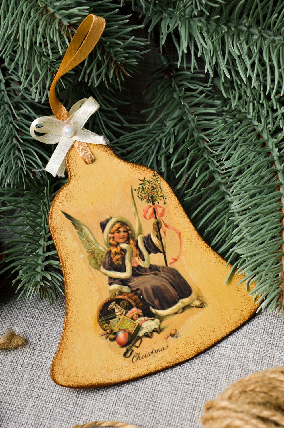 Декоративная подвеска ручной работы новогодний декор украшение на рождество фото 1