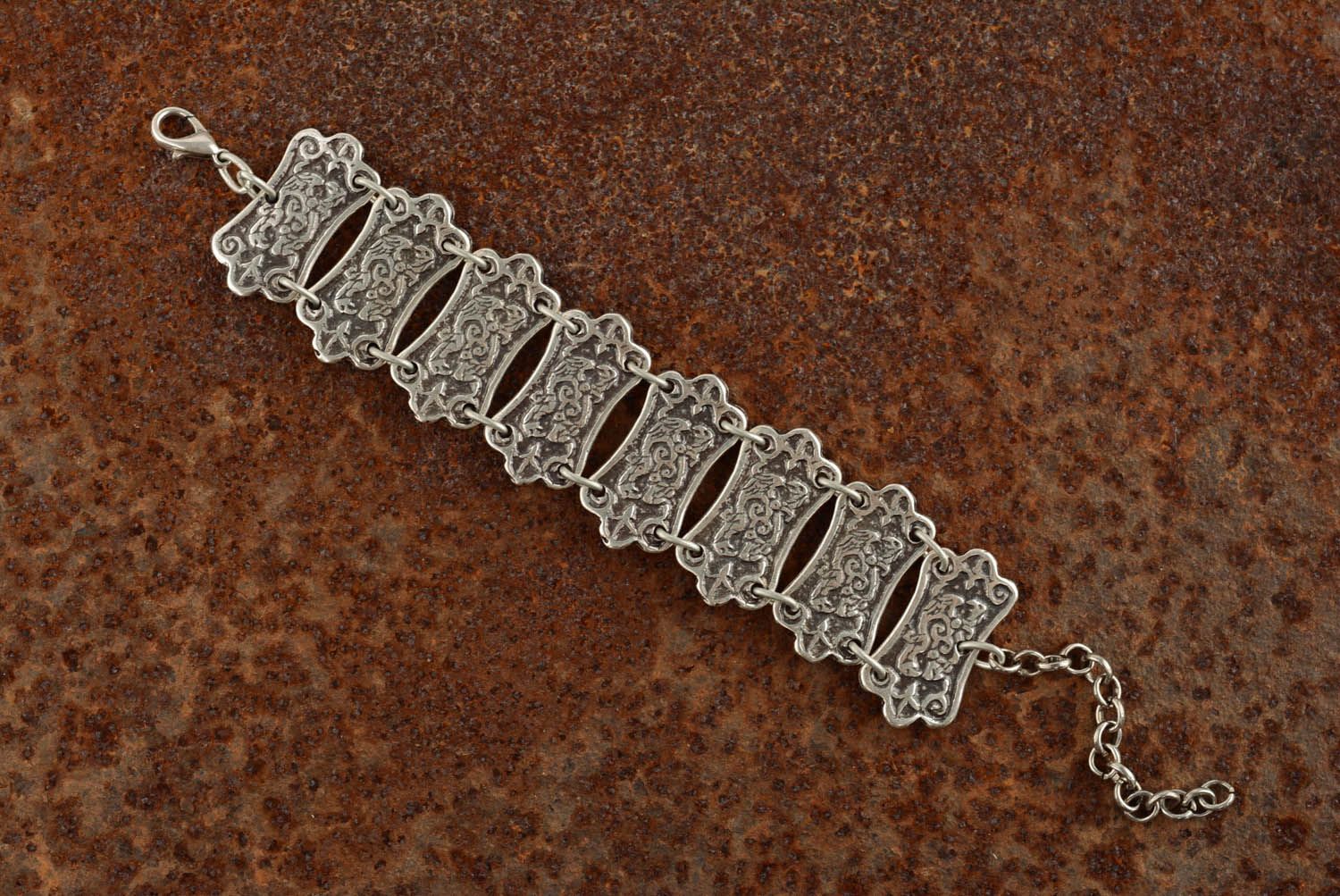 Metal bracelet photo 1
