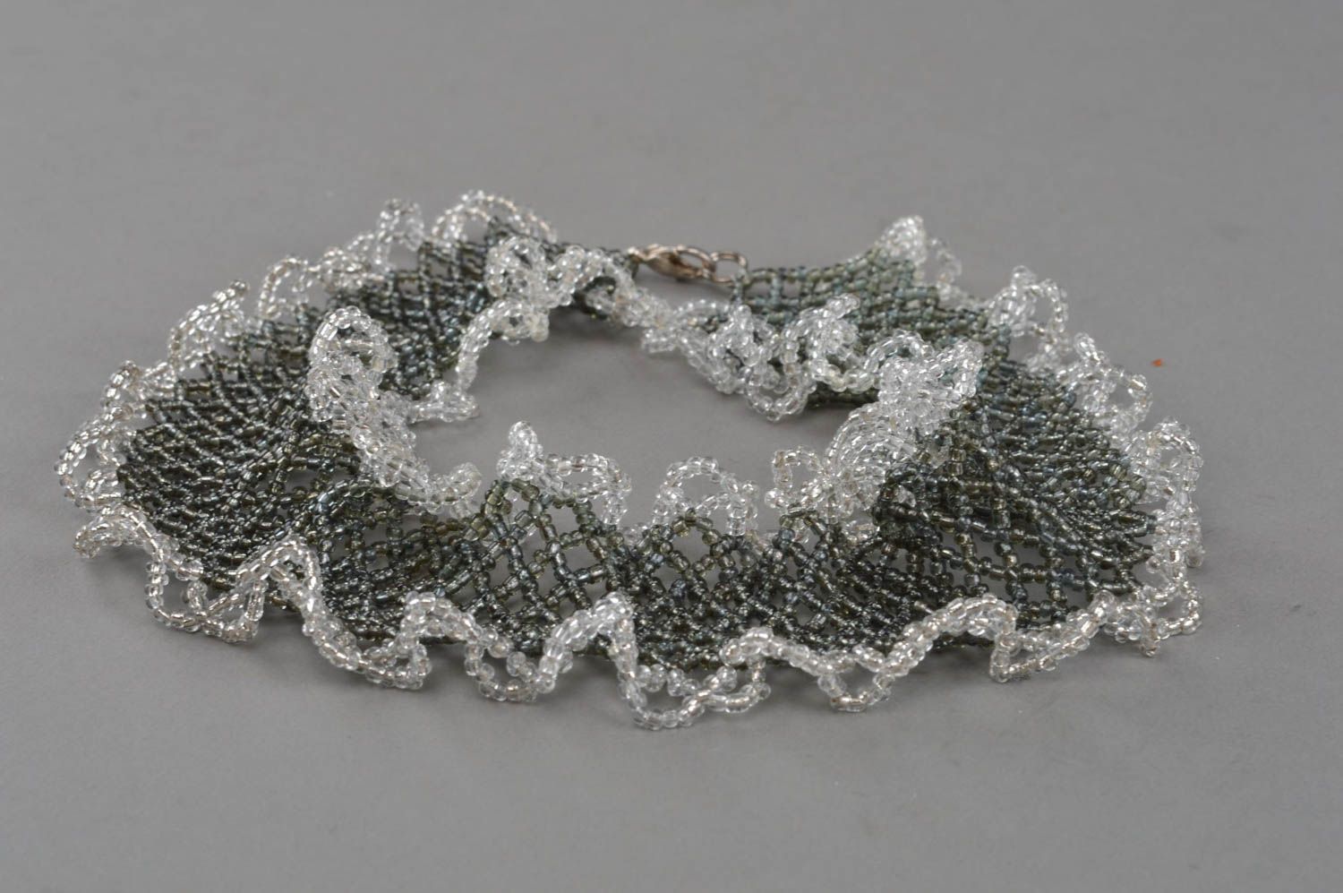 Ожерелье из бисера и бусин плетеное ручной работы авторское красивое женское фото 2