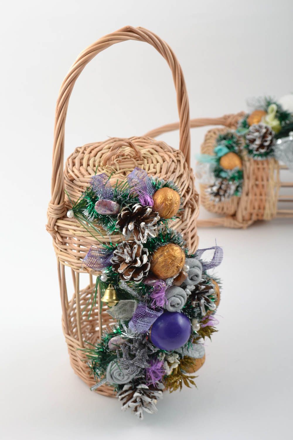 Cestino pasquale fatto a mano cestino profondo con decorazioni floreali
 foto 1
