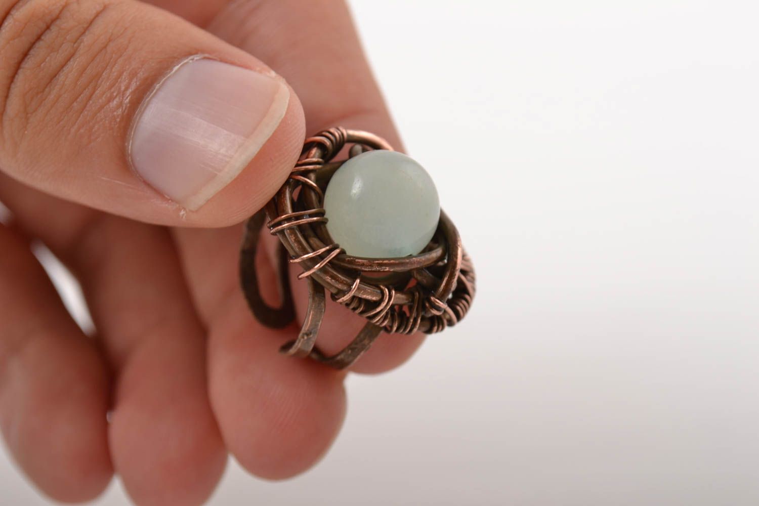 Красивое кольцо хэнд мэйд украшение в технике wire wrap медное кольцо Аквамарин фото 4