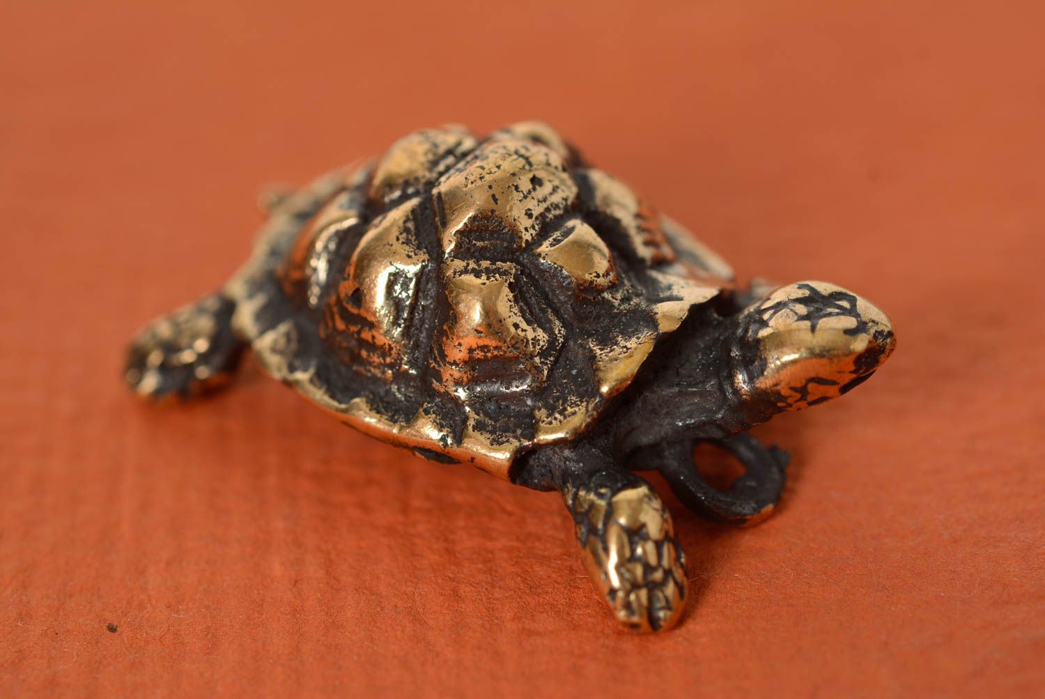 Stilvoller Schildkröte Anhänger aus Bronze handmade originell schön als Geschenk foto 1