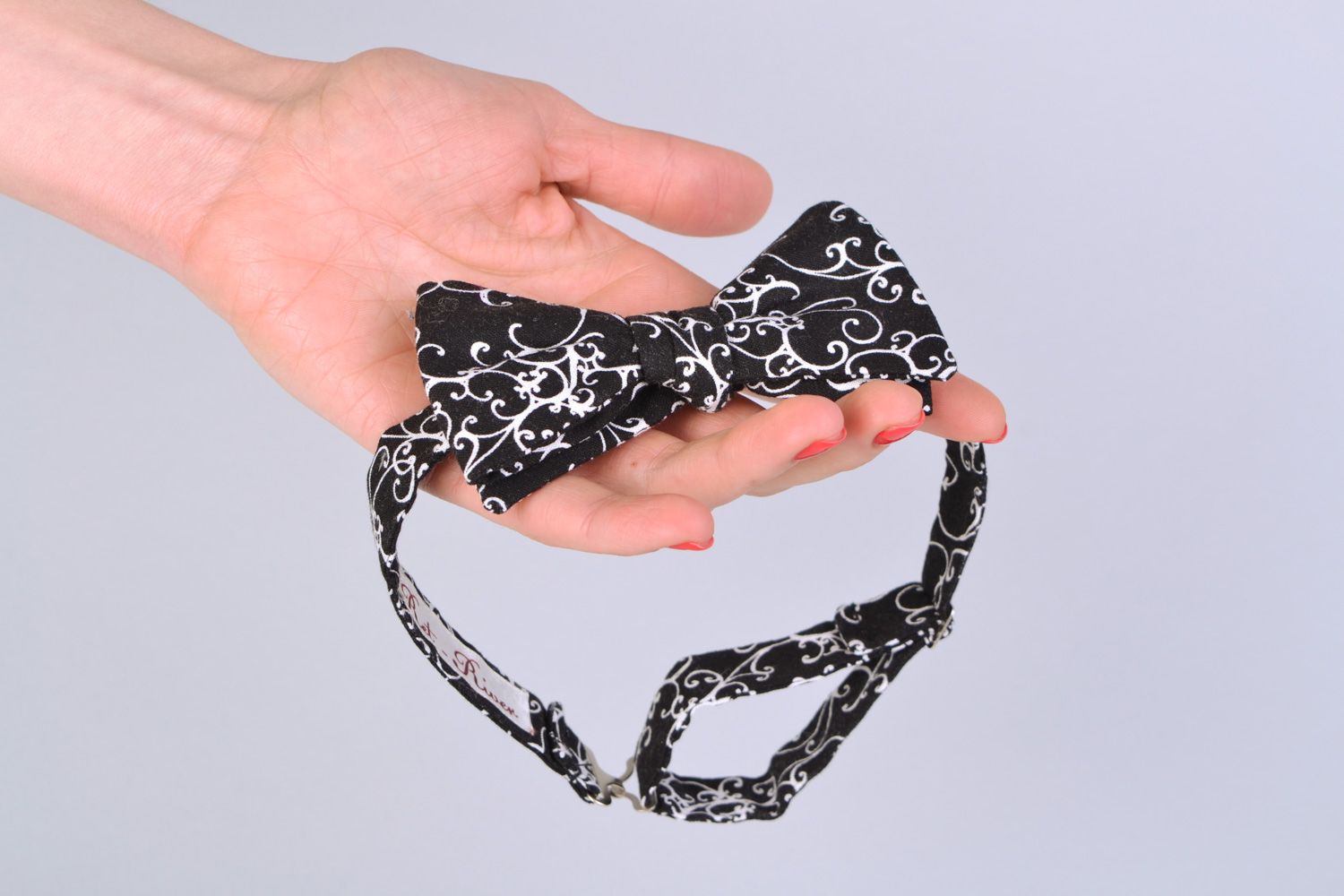 Handmade black and white fabric bow tie with abstract pattern for men and women photo 2