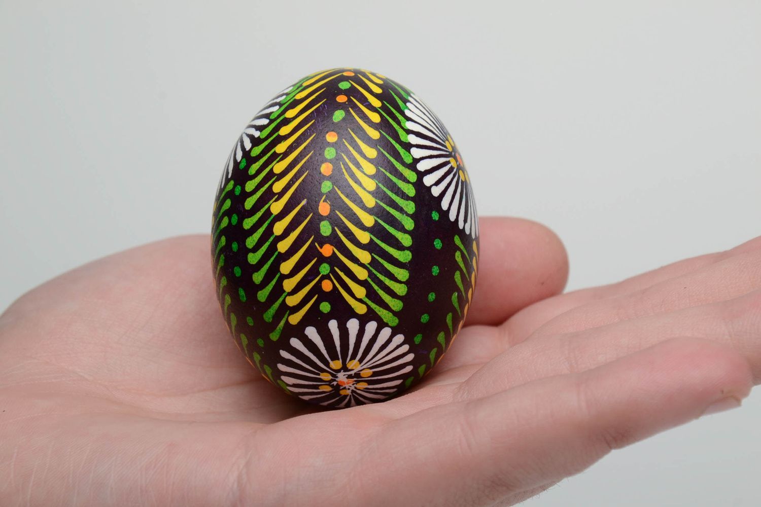 Handmade Easter egg with Lemkiv symbols photo 5