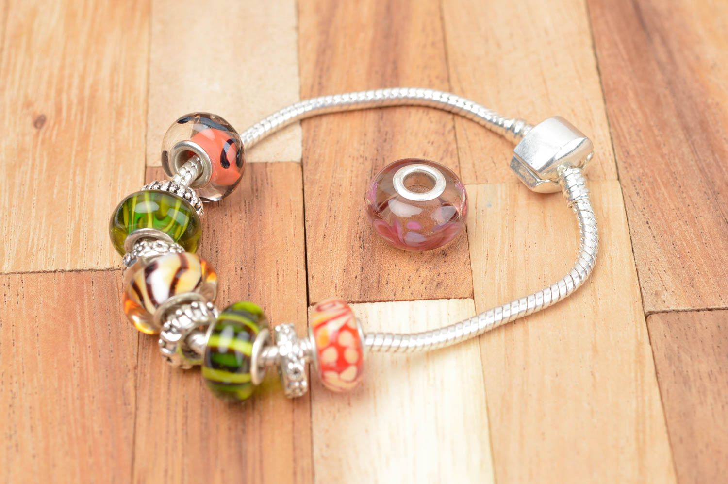 Stylish handmade jewelry making supplies handmade glass bead small gifts photo 4