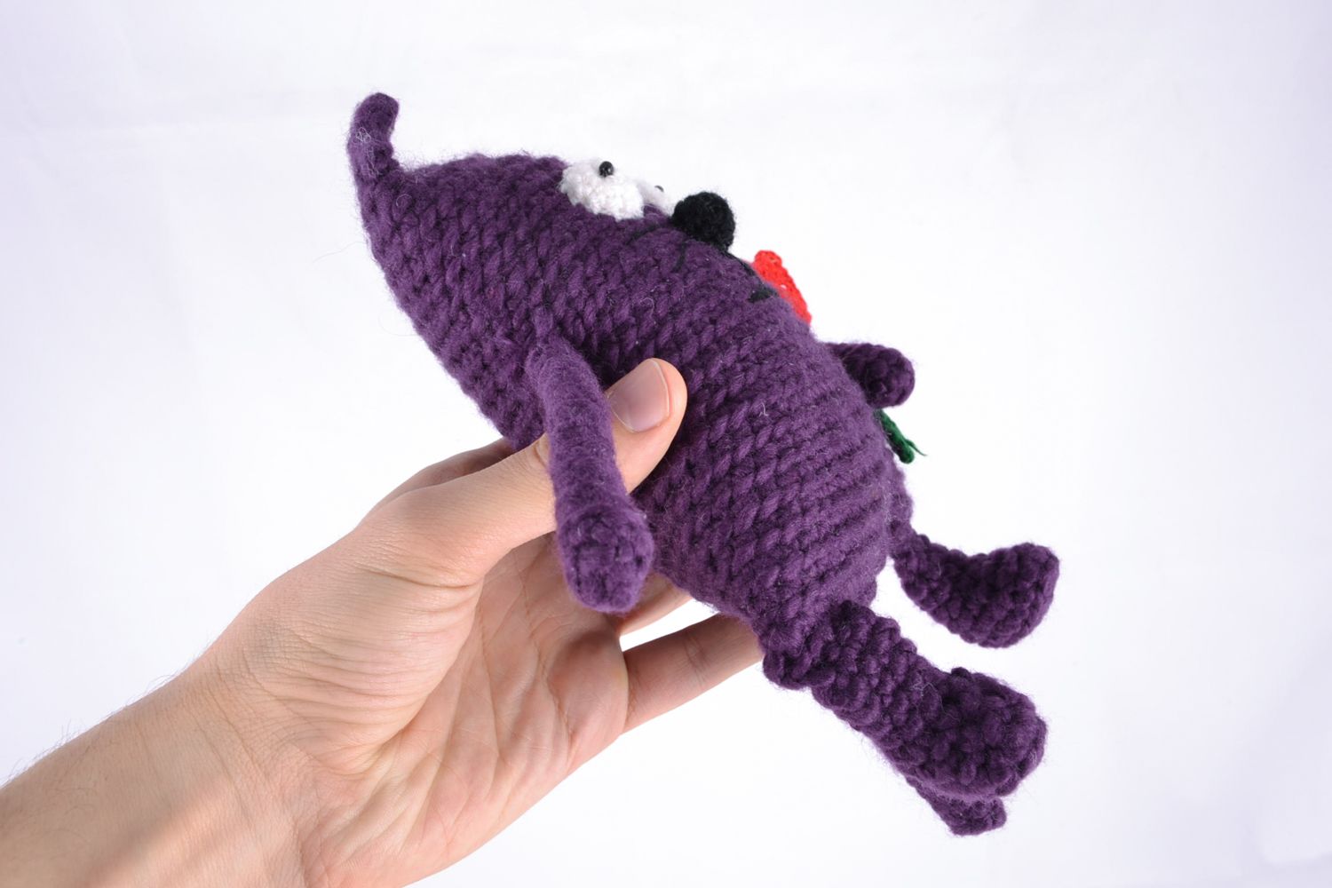 Мягкая вязаная игрушка кот фиолетовый фото 2