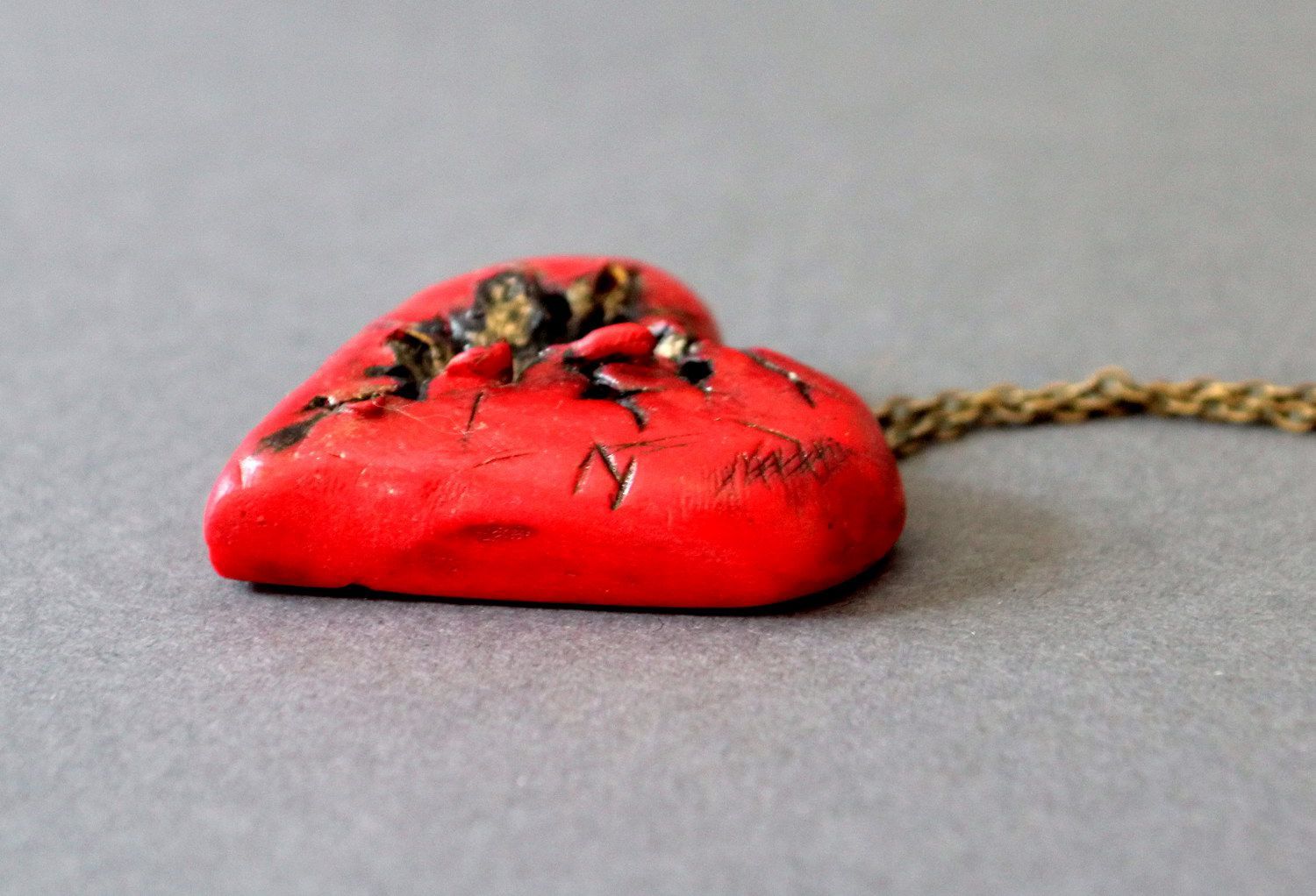 Collier pendentif en argile Coeur de Danko photo 1
