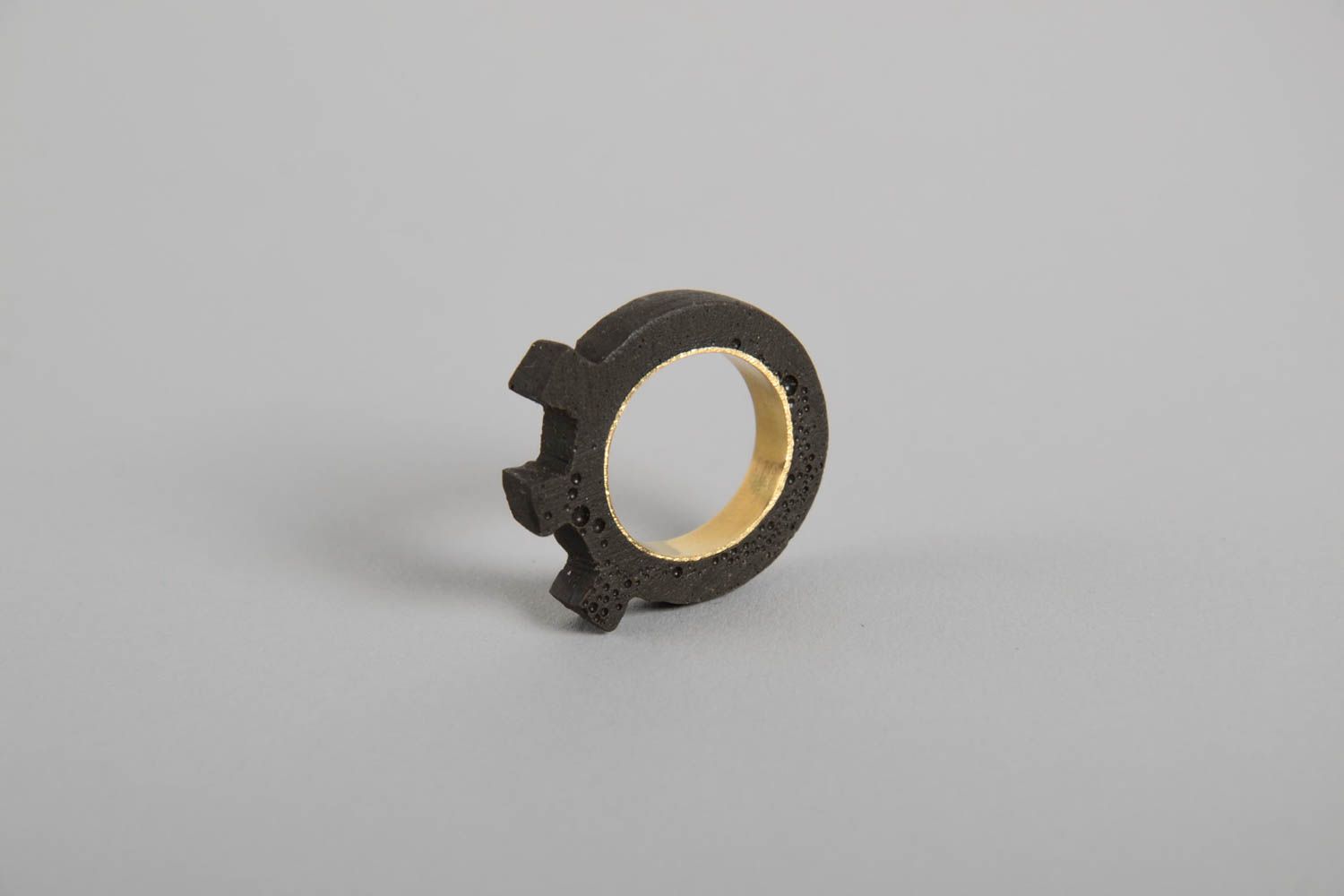 Женский перстень кольцо ручной работы массивное украшение черное с зубцами фото 3