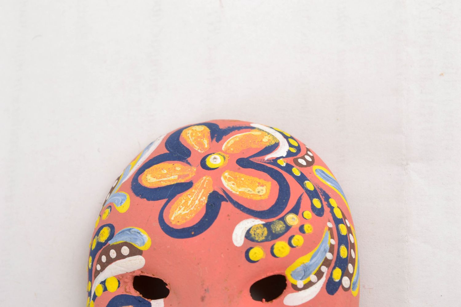 Ceramic fridge magnet in the shape of painted mask photo 4