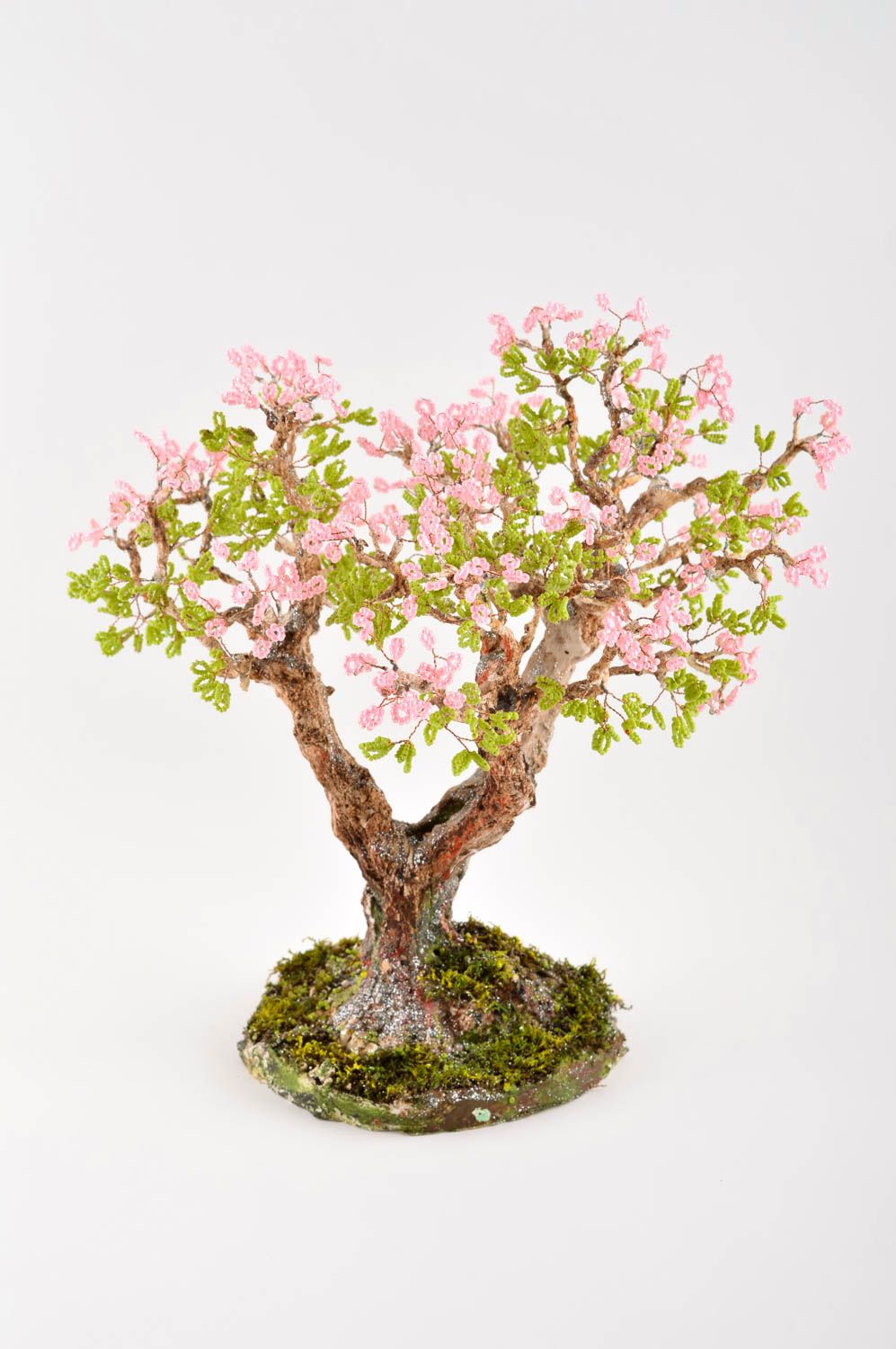 Дерево из бисера хэнд мэйд дерево бонсай из бисера розовое бонсай из бисера фото 3