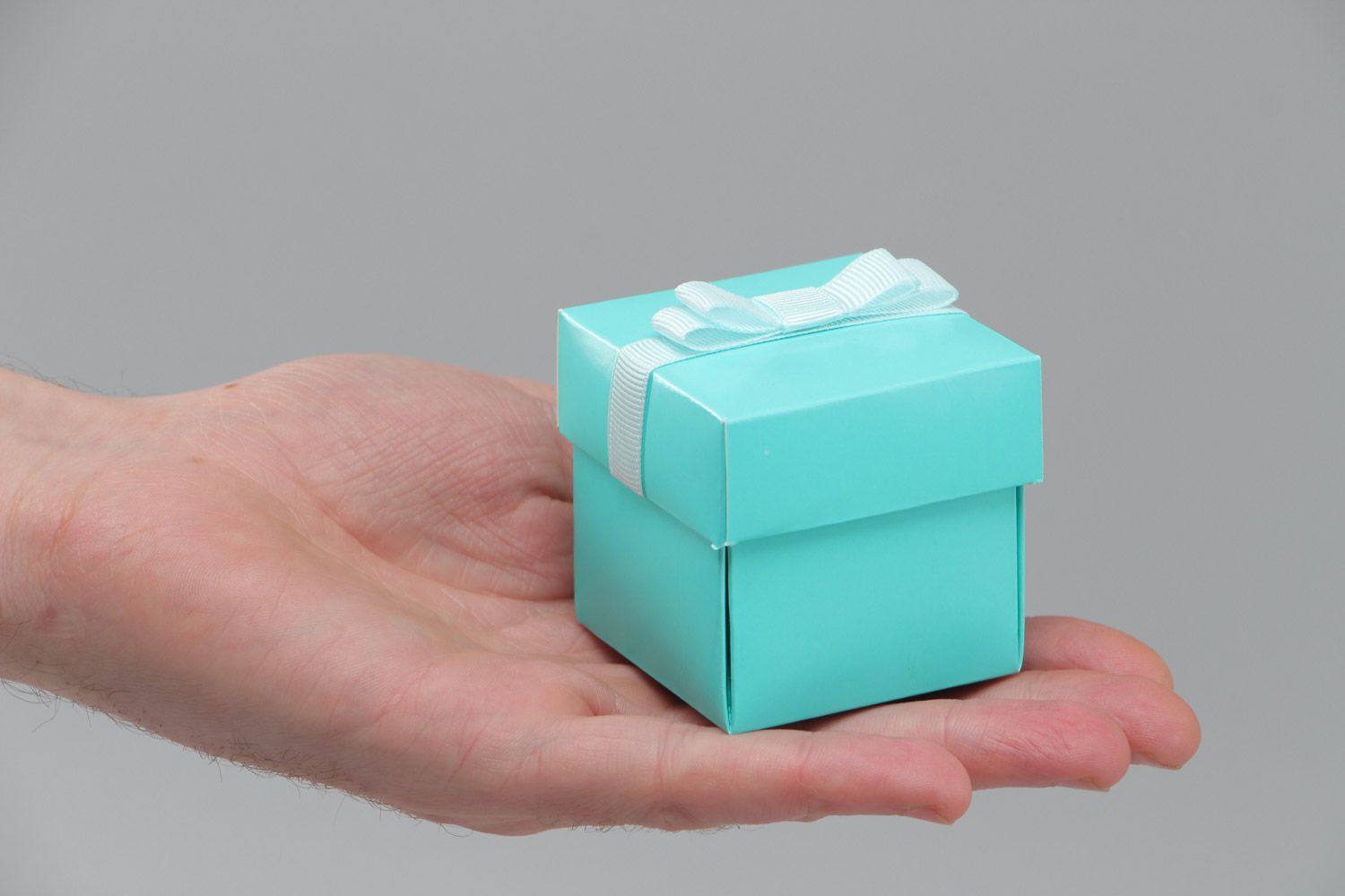 Handmade miniature square carton bonbonniere box of blue color with cute bow photo 5