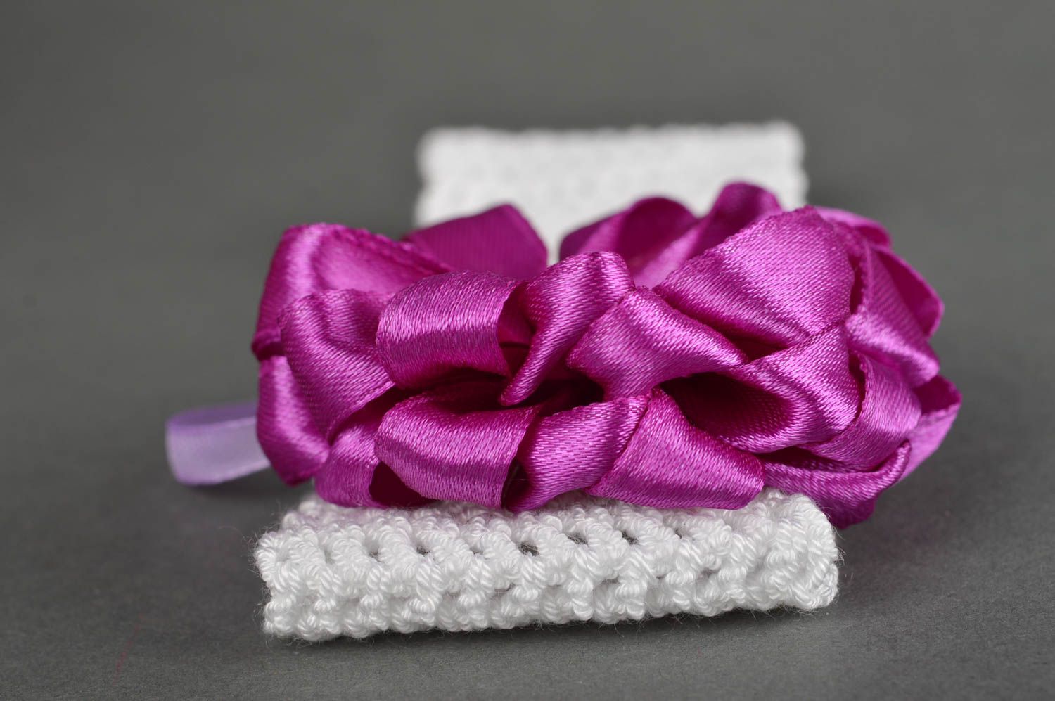 Handmade Haarband mit Blume Mädchen Haarschmuck Accessoire für Haare lila weiß  foto 3