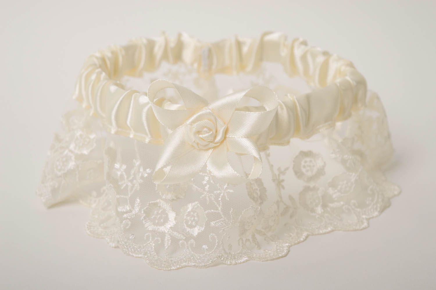 Liga para novia artesanal de color blanco accesorio de boda regalo original foto 2