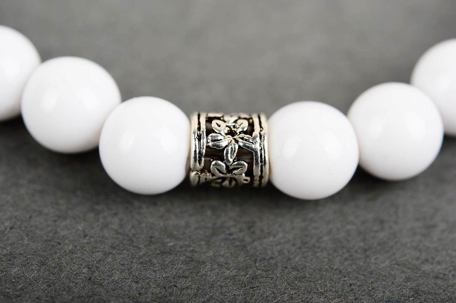 Bracelet perles fantaisie Bijou fait main blanc Cadeau pour femme original photo 4