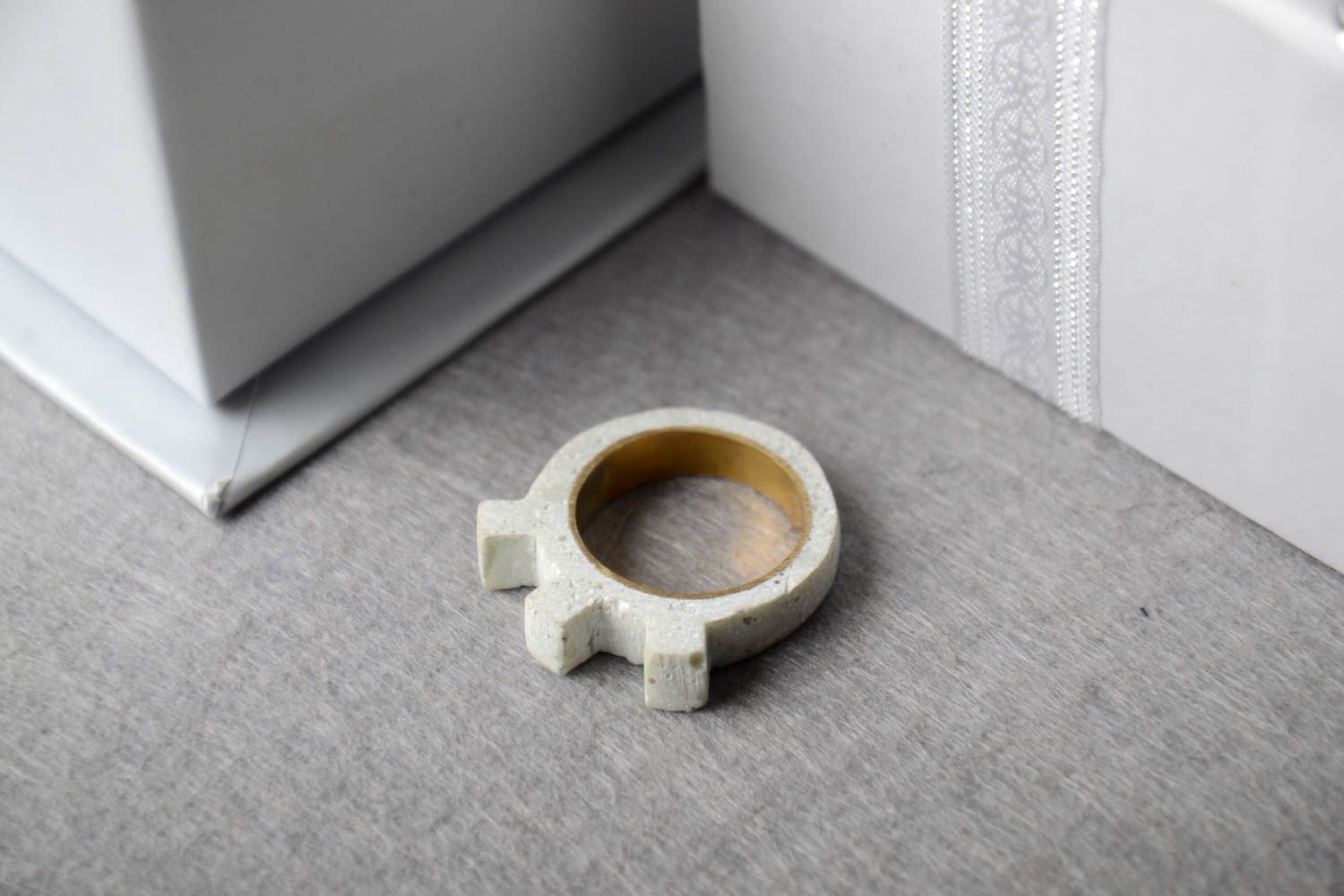 Массивная бижутерия кольцо ручной работы оригинальное женское кольцо  с зубцами фото 1