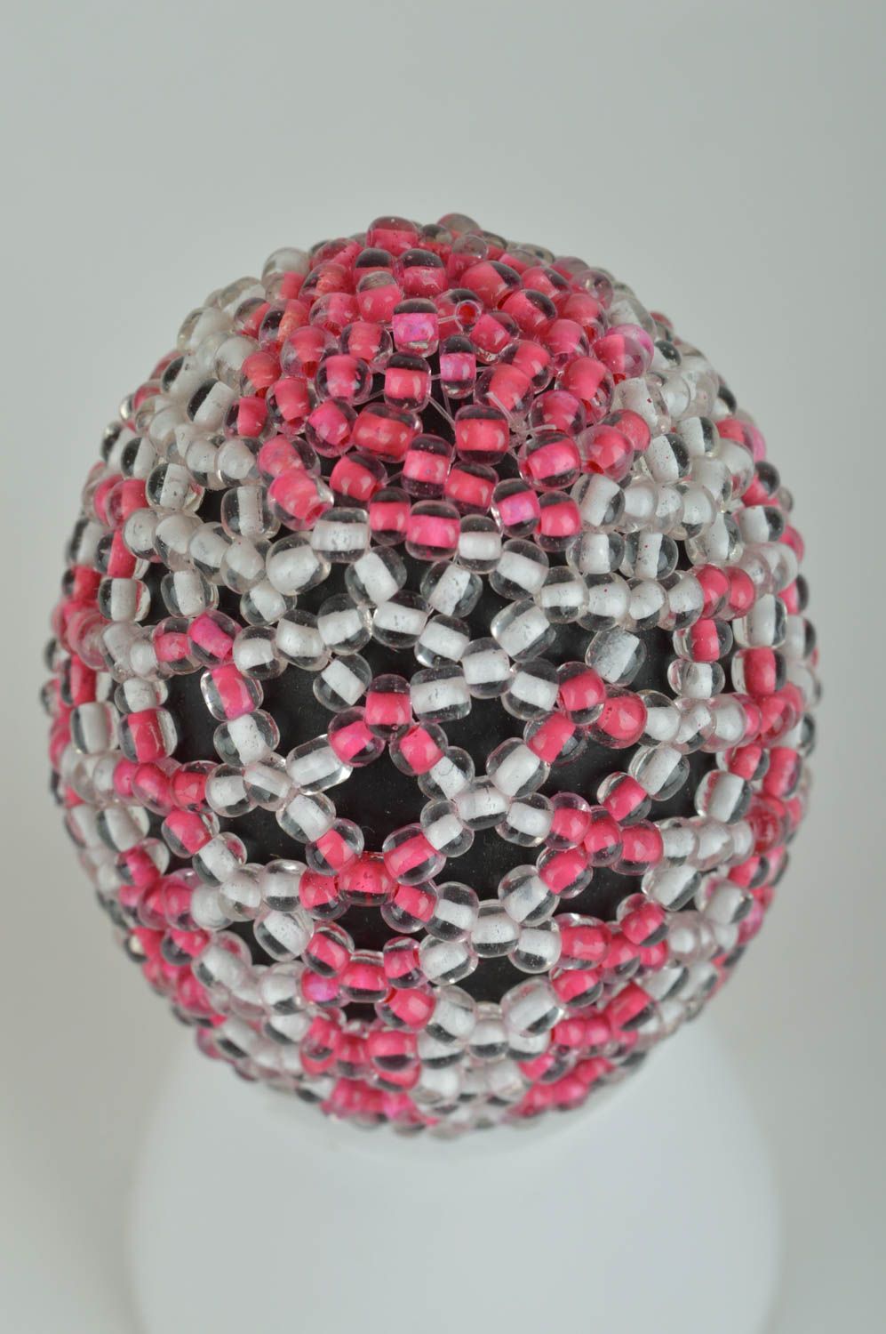 Unusual beautiful Easter egg woven over with Chinese beads for home decor photo 2