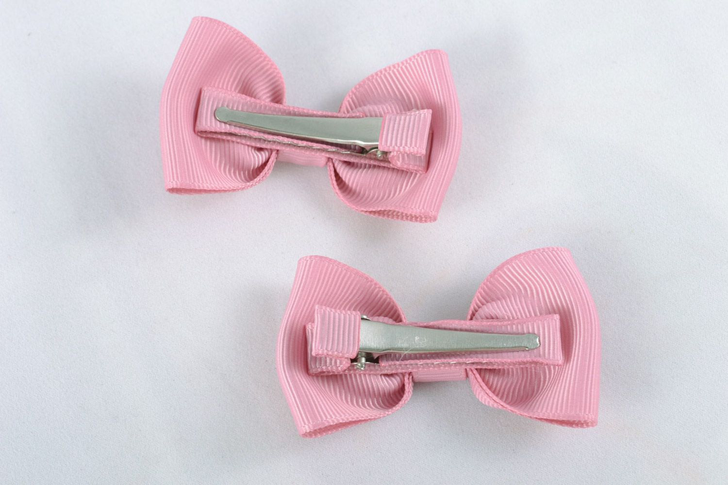 Handmade decorative hair clips with bows set of 2 pieces pink small hair accessories photo 5