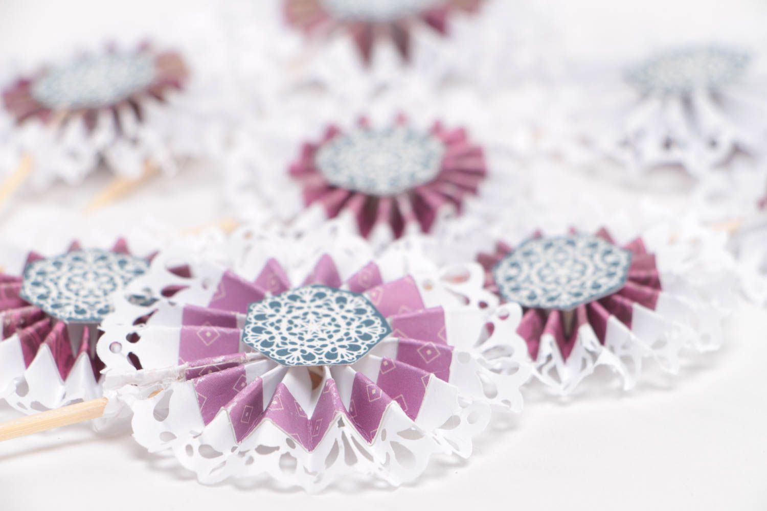 Toppers para cupcakes originales de papel hechos a mano estilosos 9 piezas foto 3
