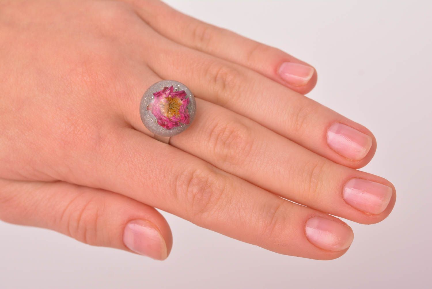 Handmade Blumen Ring mit Rose Damen Modeschmuck Accessoire für Frauen zart foto 3