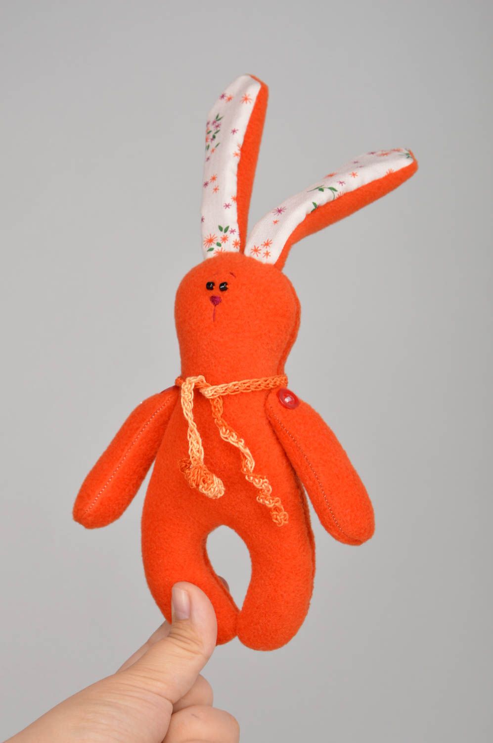 Oranges weiches handmade Stofftier Hase aus Fleece und Baumwolle für Kinder foto 5