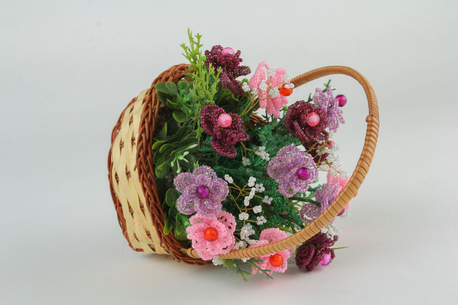 Букет цветов из бисера  фото 4