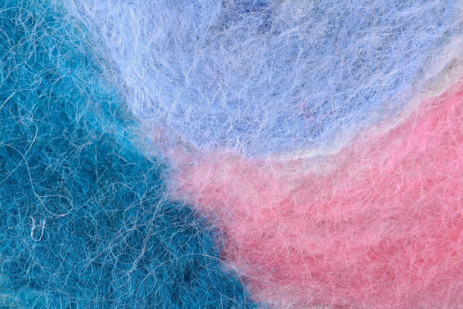 Pull tricoté en laine et soie pour enfant photo 2