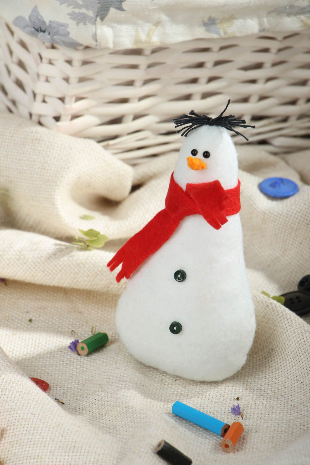 Декоративная фигурка снеговика ручной работы фото 5