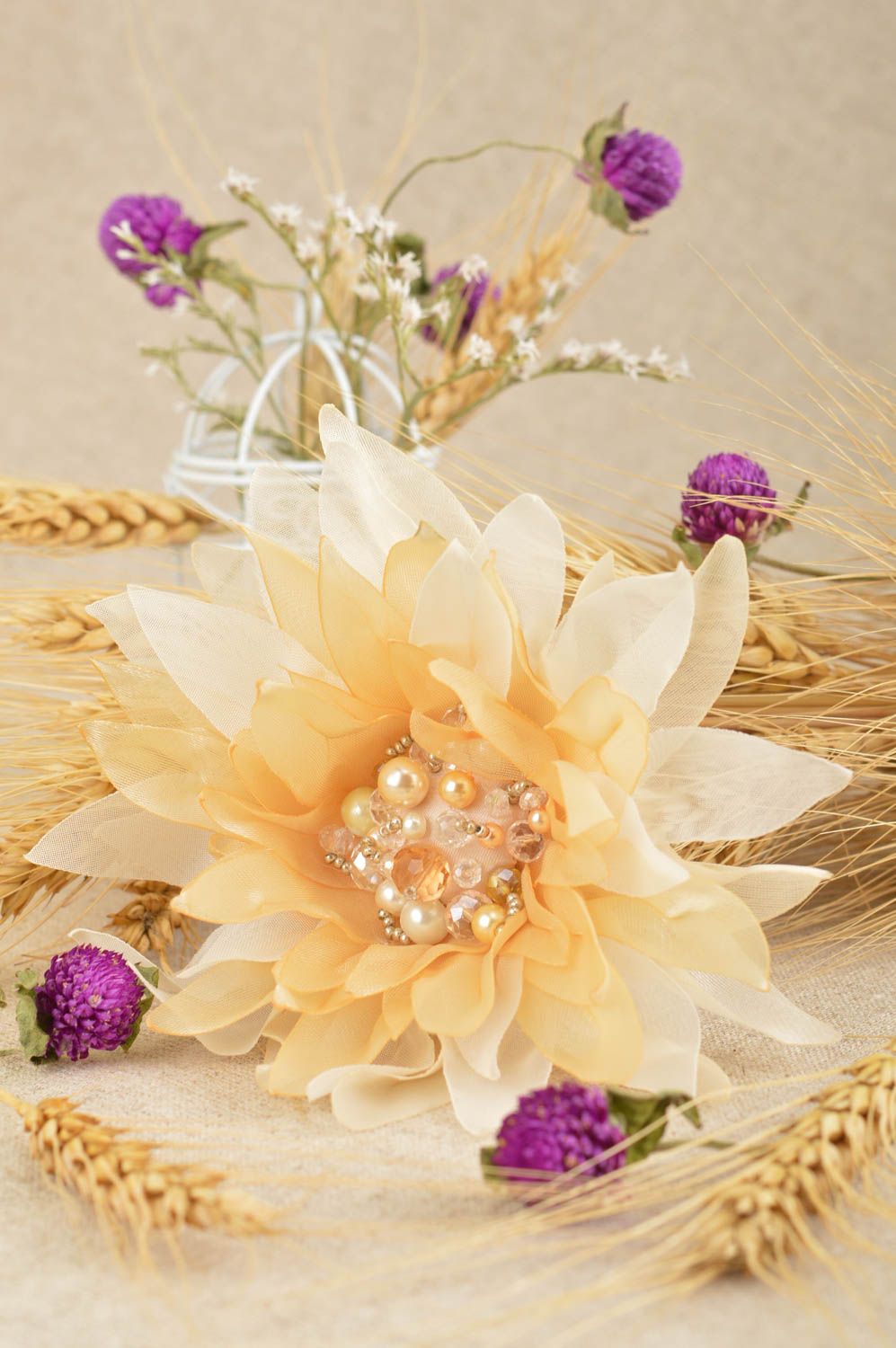 Broche Barrette fleur beige faite main en soie originale Cadeau pour femme photo 1