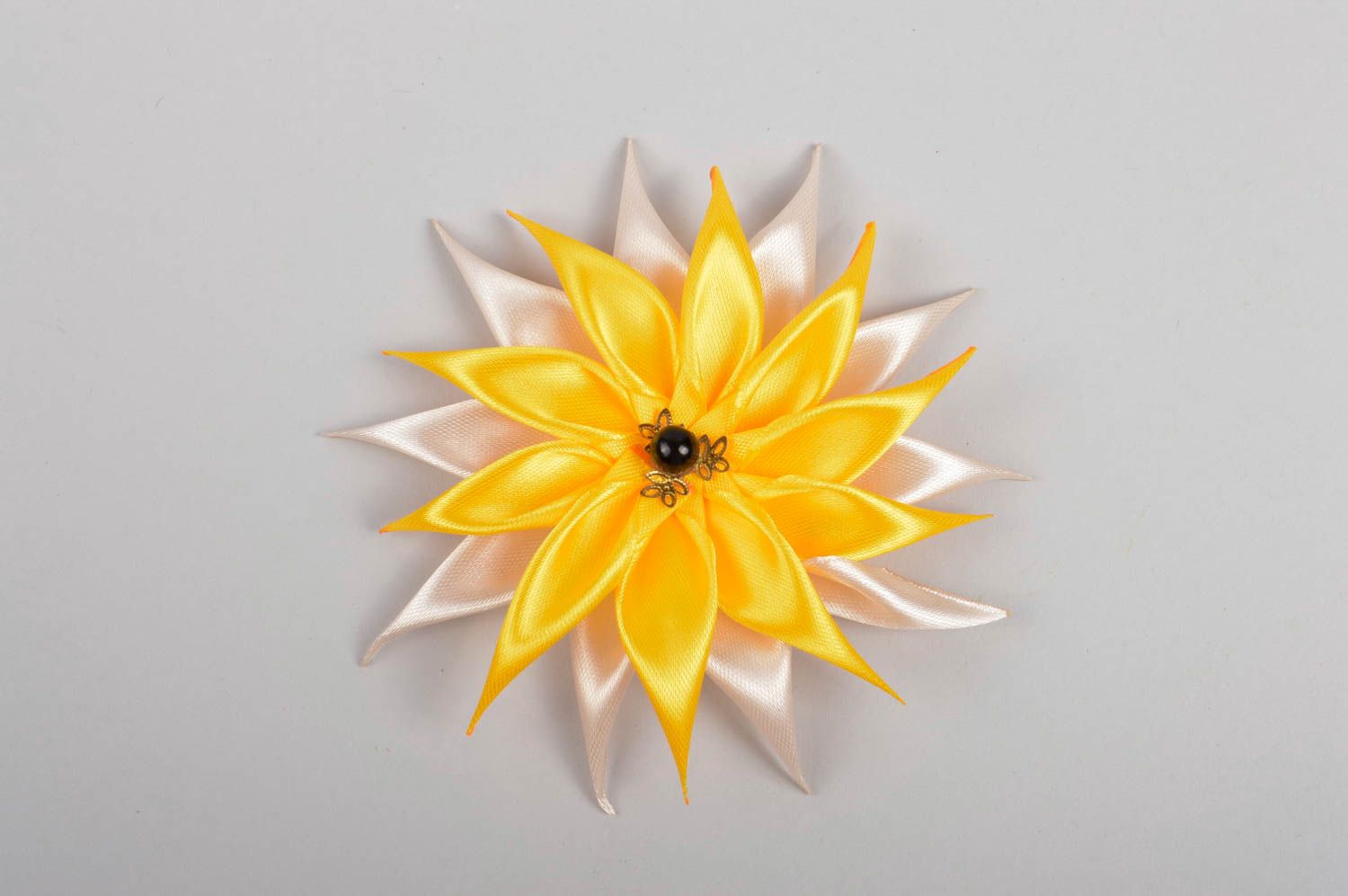 Grelle gelbe Blume Haarspange handgemachter Schmuck Accessoire für Mädchen foto 5