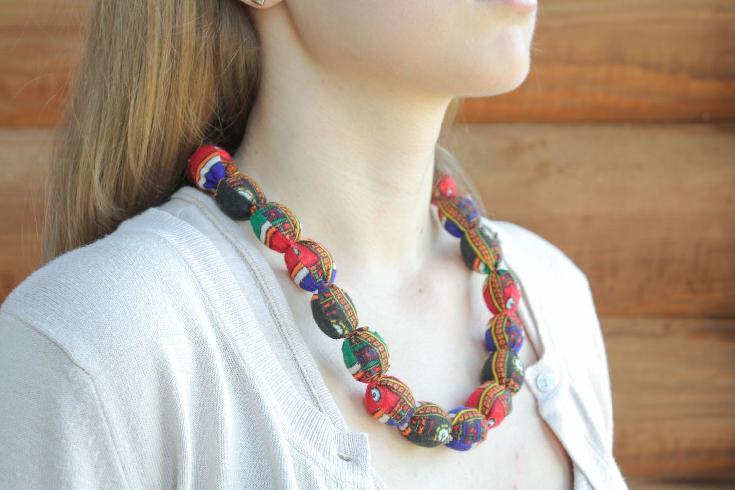 Color fabric bead necklace photo 5