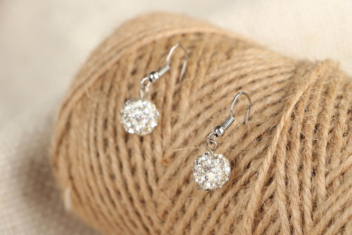 Beaded earrings with rhinestones photo 3