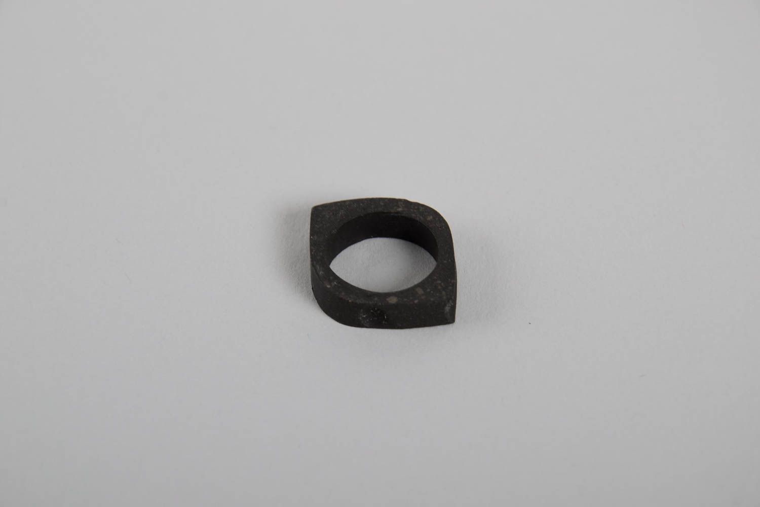 Кольцо ручной работы необычное кольцо черное стильное модное кольцо женское фото 4