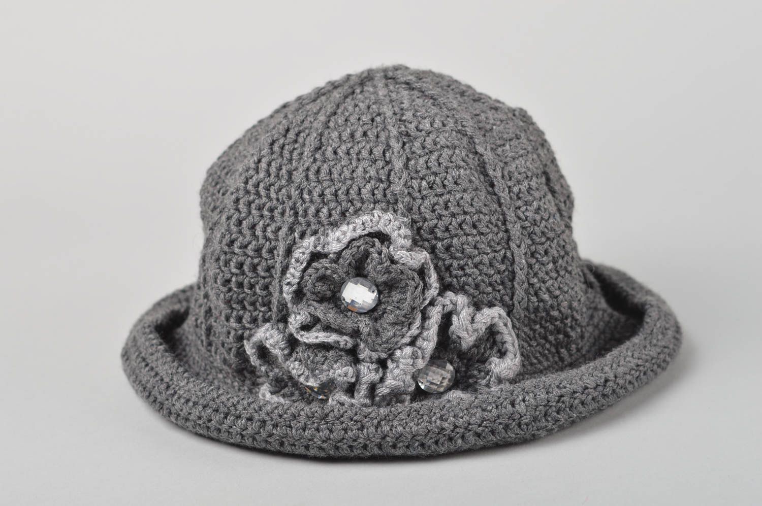 Вязаная шапка ручной работы зимняя шапка для женщины теплая шапка серая подарок фото 2