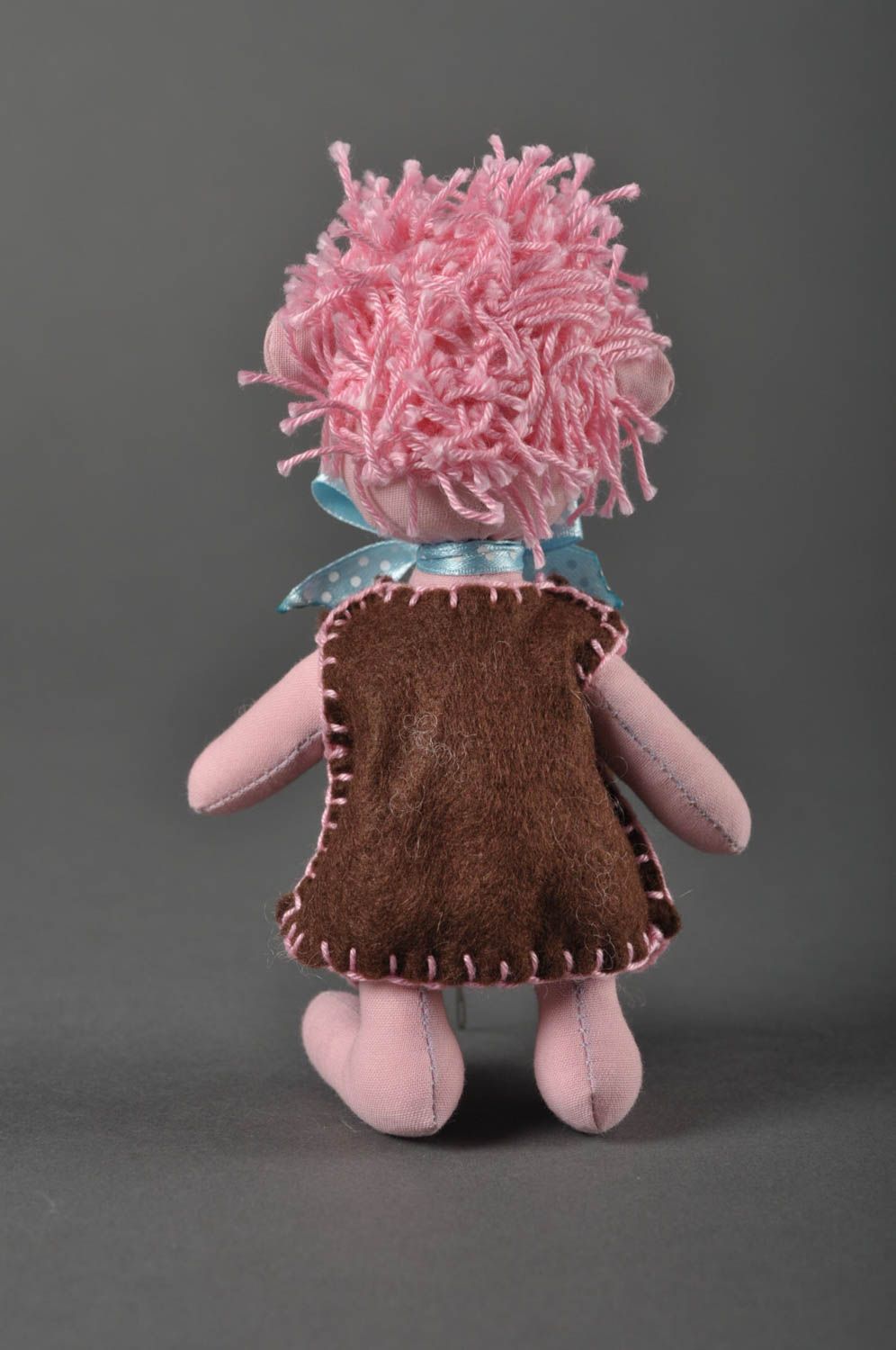 Muñeco de tela hecho a mano peluche original estiloso juguete para niños foto 3
