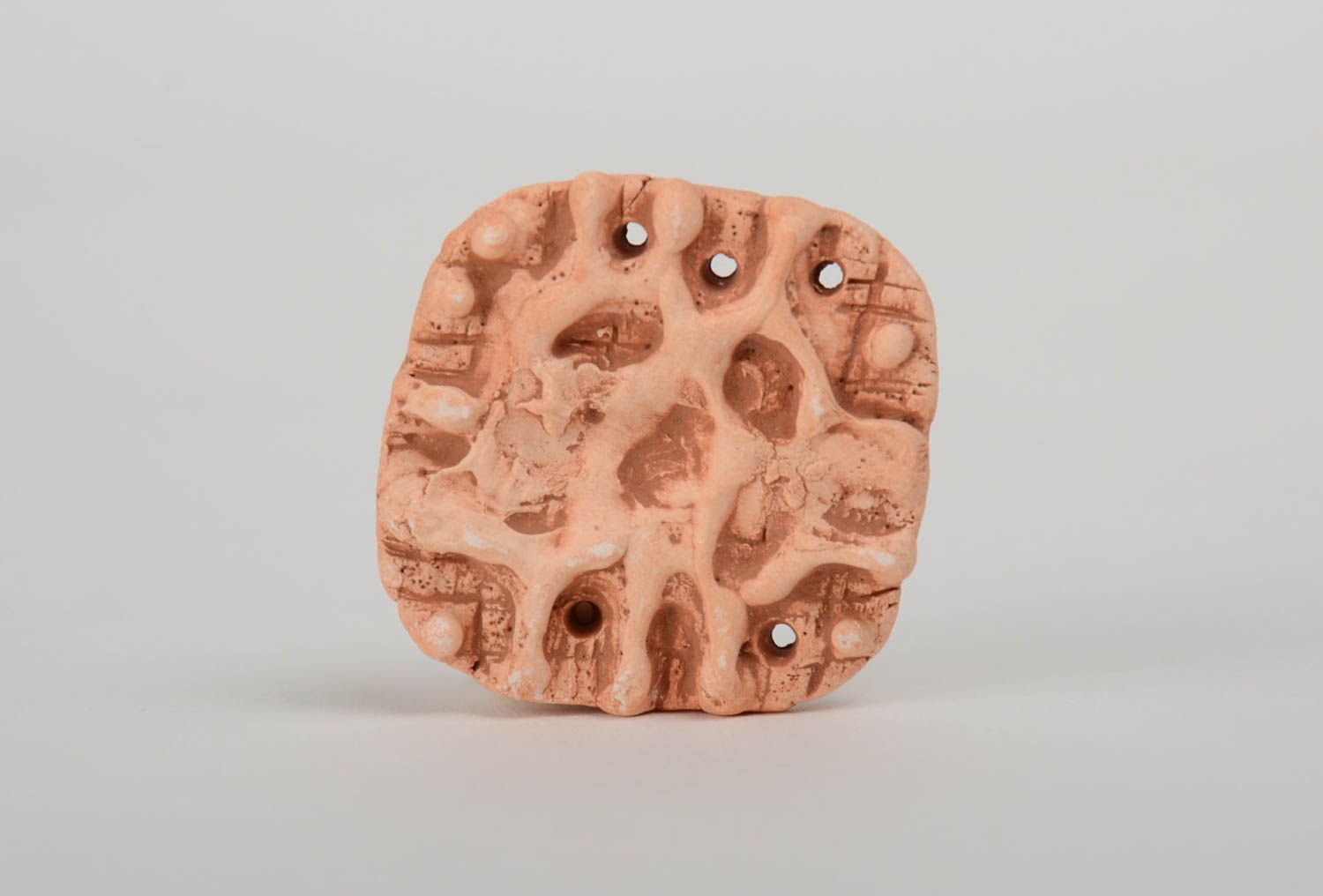 Fourniture de pendentif en argile fait main ethnique carré avec ornement photo 2