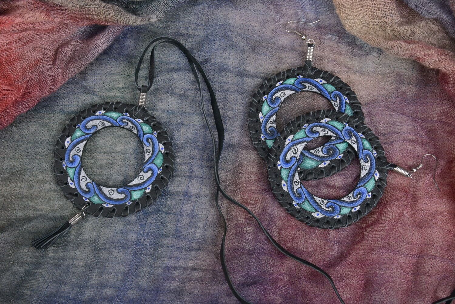 Set of handmade jewelry pendant and earrings North Sea photo 1